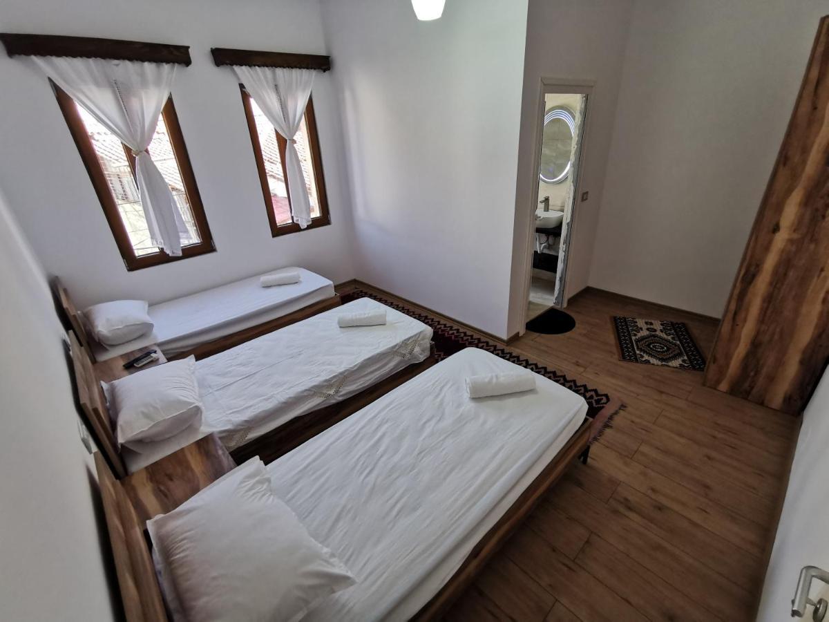 Bed and Breakfast Bujtina Valgent Berat Exterior foto