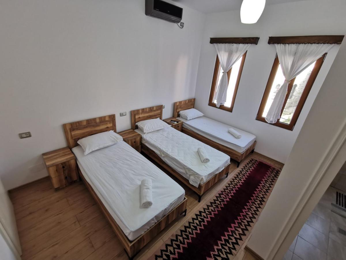 Bed and Breakfast Bujtina Valgent Berat Exterior foto